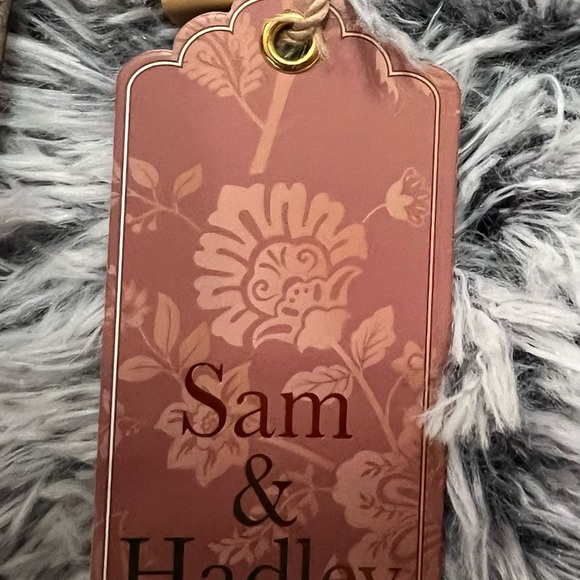 Sam & Hadley vegan leather shoulder purse excellent condition includes 2 straps - Picture 7 of 8